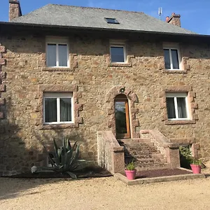 Jolie D'hôte La Jackal Couette-café Ploubezre